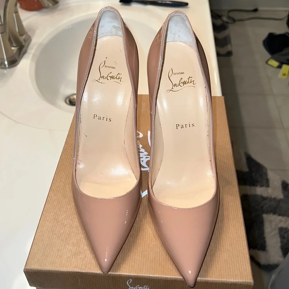 Christian Louboutin Nude Patent Leather So Kate 38.5 - Picture 2 of 10